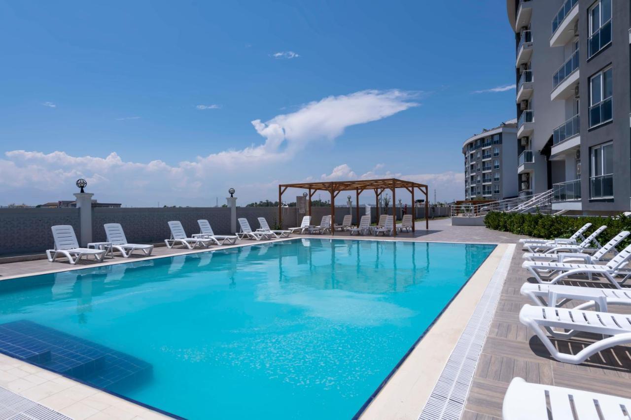 Royal Towers Lara Hotel Kemeragzi Zewnętrze zdjęcie